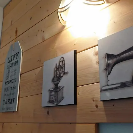 Garni Valdan ゲストハウス ファルカーデ