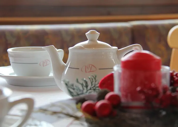 Garni Valdan ゲストハウス ファルカーデ