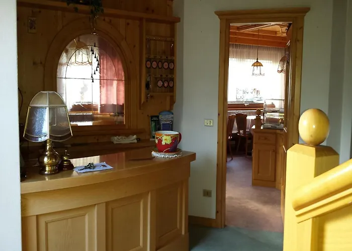 ゲストハウス Garni Valdan