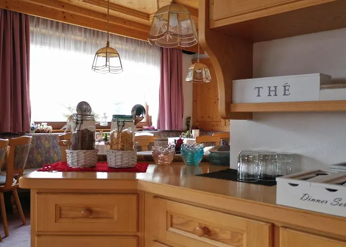 ゲストハウス Garni Valdan